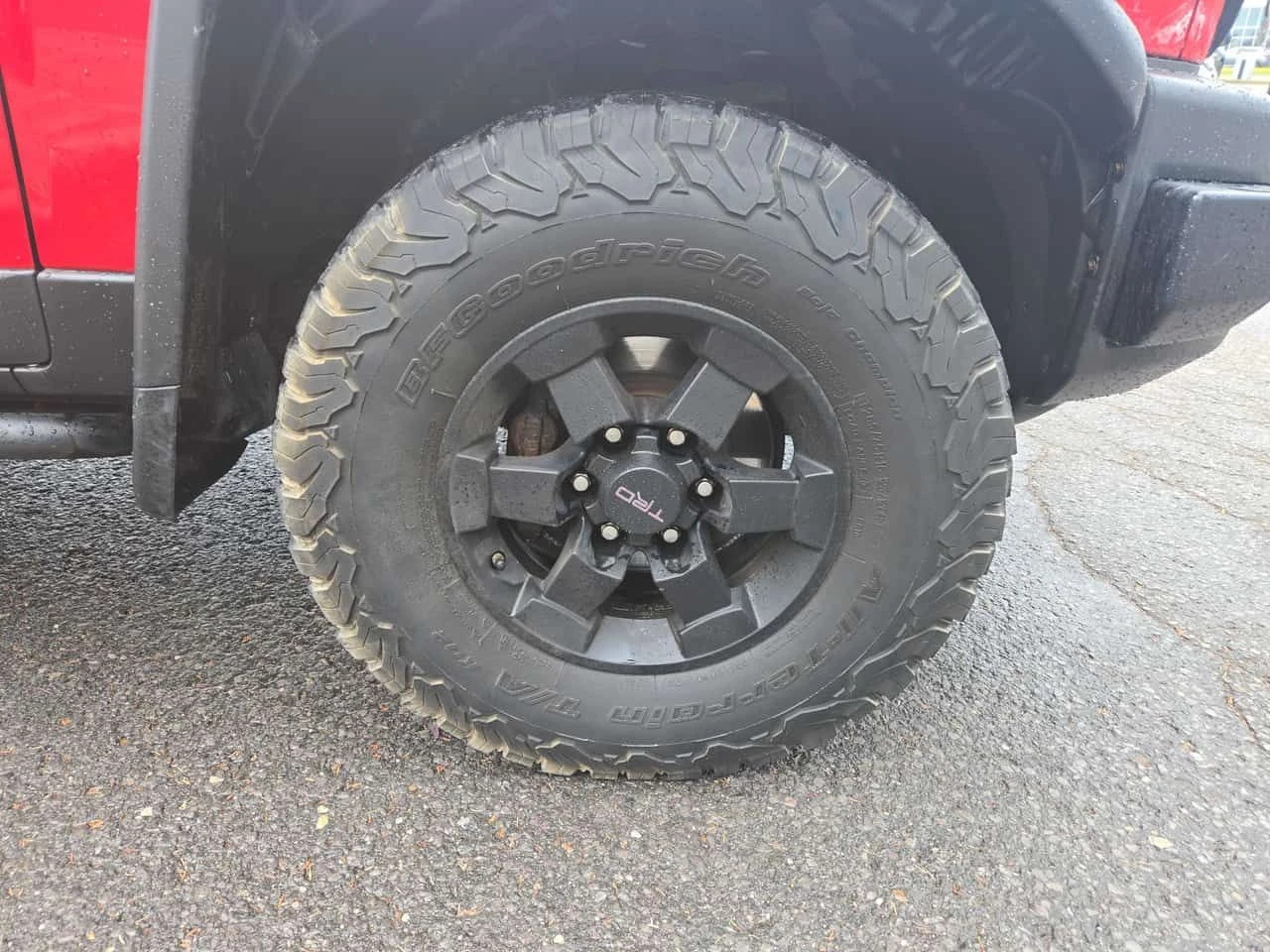 Toyota Fj cruiser * 4WD 4dr * MANUAL* АВТОКРЕДИТ* , снимка 7 - Автомобили и джипове - 55697508