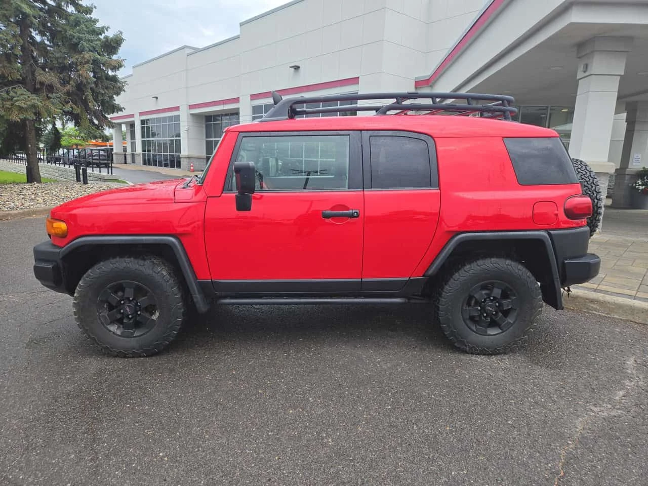 Toyota Fj cruiser * 4WD 4dr * MANUAL* АВТОКРЕДИТ* , снимка 2 - Автомобили и джипове - 55697508