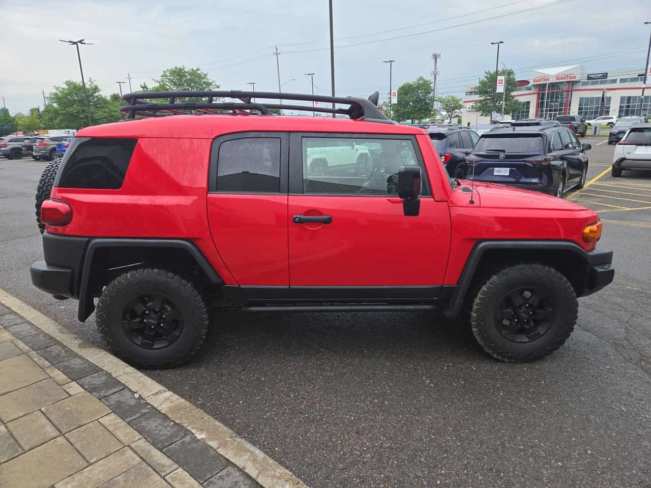 Toyota Fj cruiser * 4WD 4dr * MANUAL* АВТОКРЕДИТ* , снимка 3 - Автомобили и джипове - 55697508