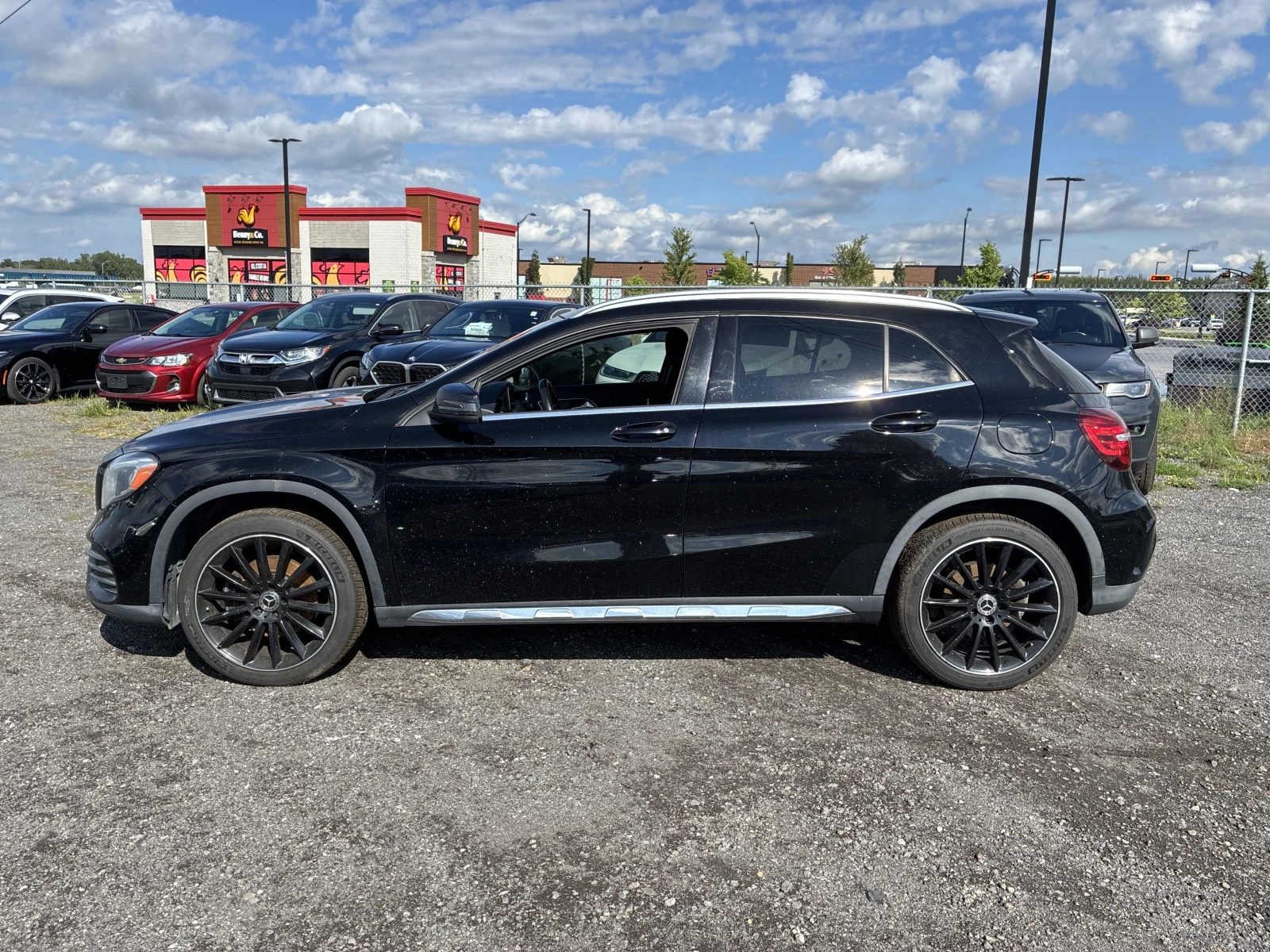 Mercedes-Benz GLA 250, снимка 2 - Автомобили и джипове - 55702829