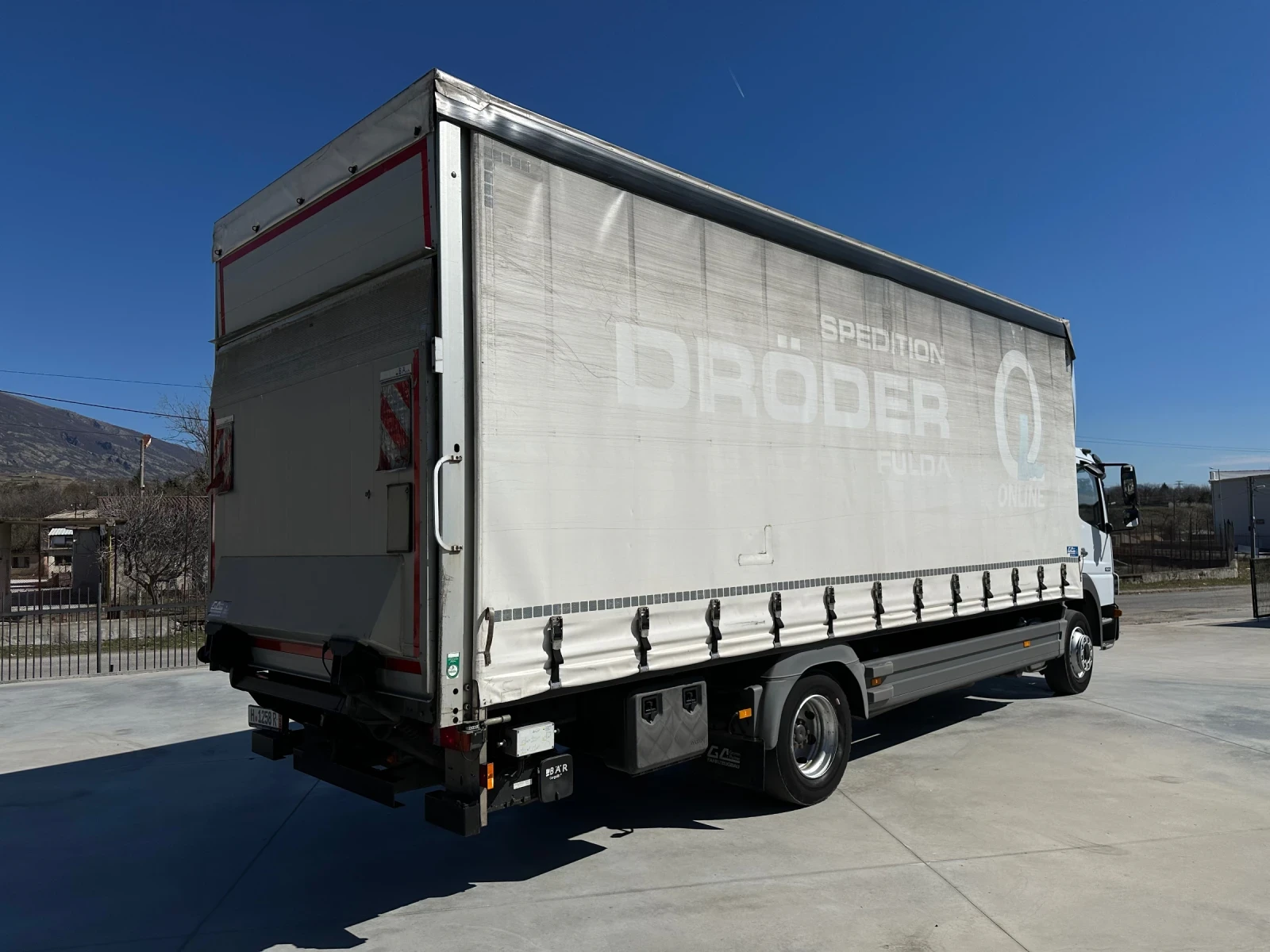 Mercedes-Benz Atego 1222* Щора* Климатик* Топ състояние. - изображение 4