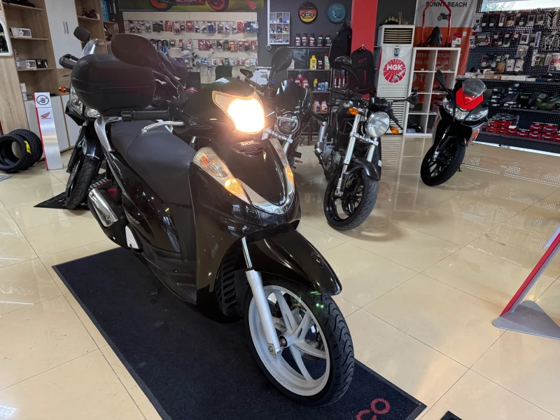 Honda Sh 300I, снимка 12 - Мотоциклети и мототехника - 51265987