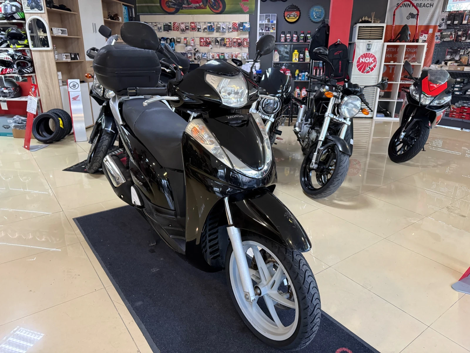 Honda Sh 300I, снимка 1