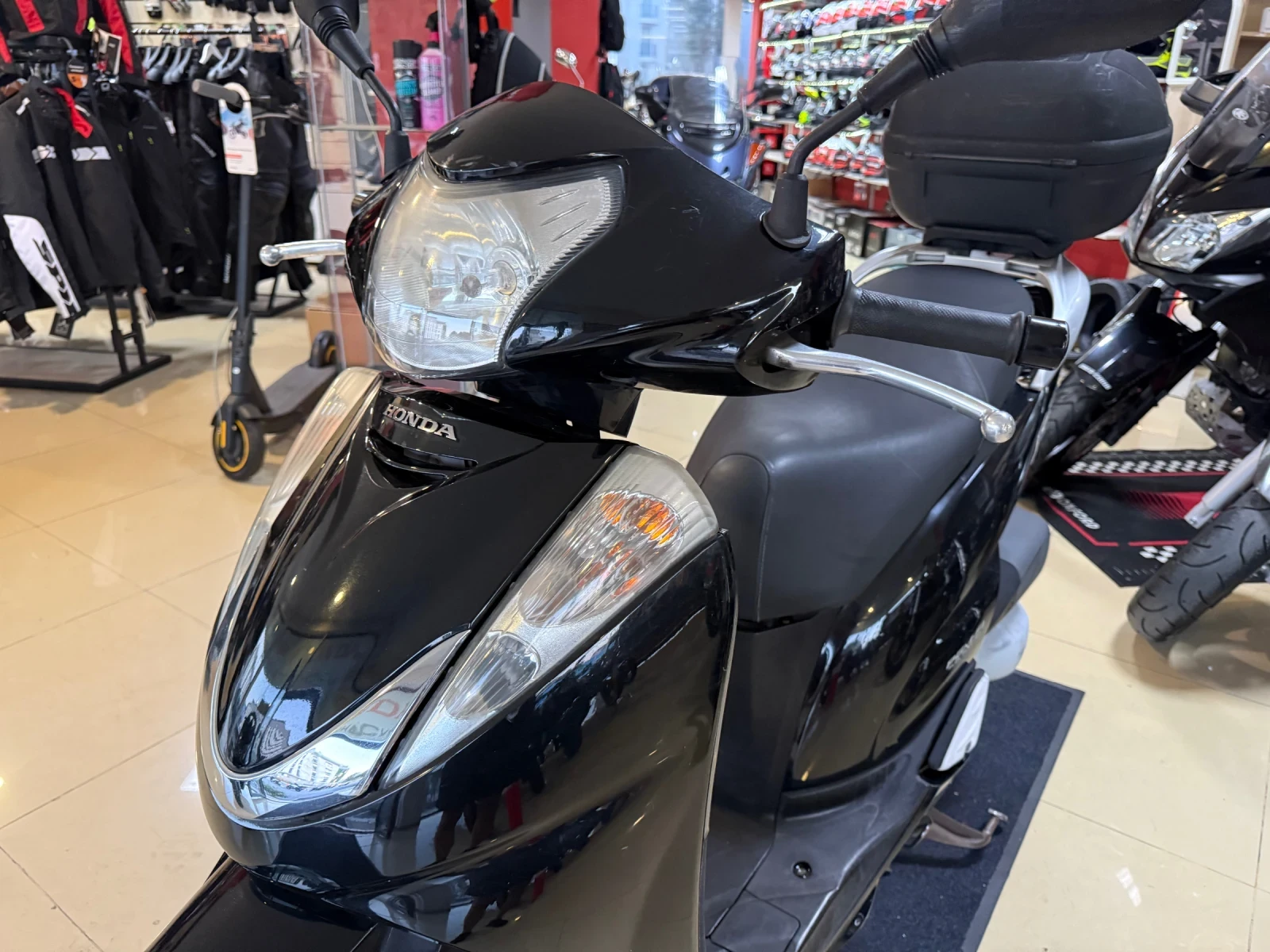 Honda Sh 300I - изображение 9