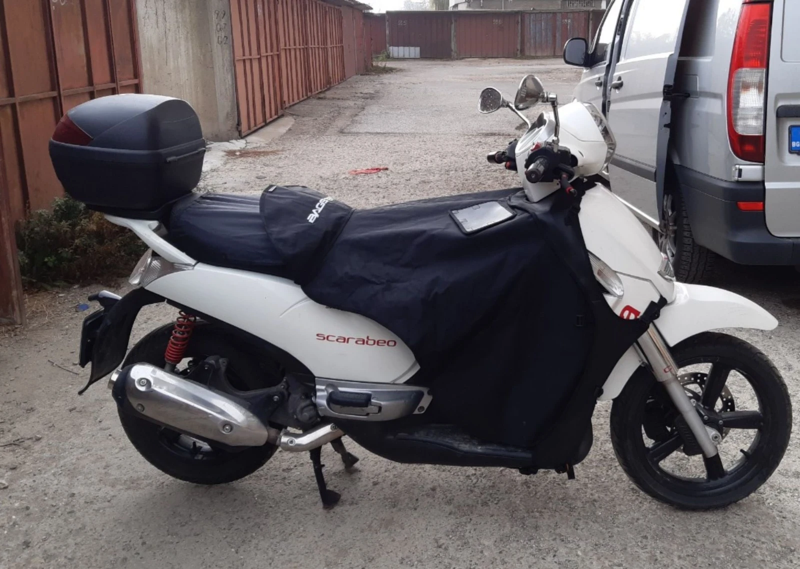 Aprilia Scarabeo 300i, снимка 4 - Мотоциклети и мототехника - 54738384