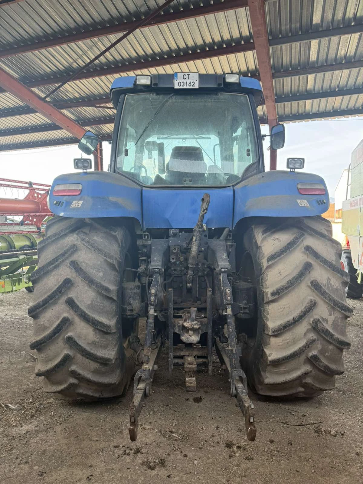 Трактор New Holland T8030, снимка 2 - Селскостопанска техника - 54059185
