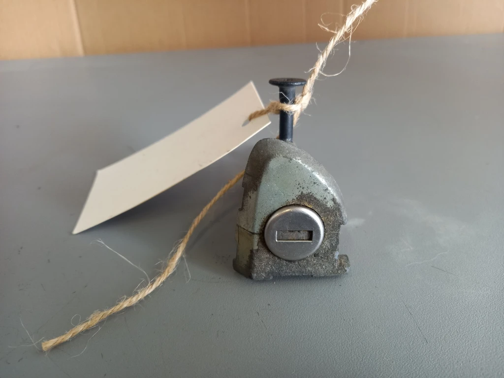 Патрон преден ляв Фолксваген Пасат Б6 (к)