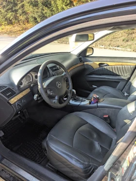 Mercedes-Benz E 280 Avant-garde , снимка 8