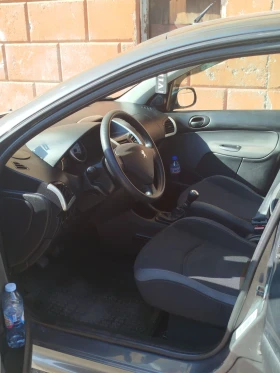 Peugeot 206 Лек, снимка 16