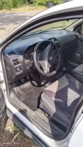 Opel Astra 1, 7 дти, снимка 2