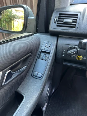 Mercedes-Benz A 200 Mercedes A200  Avantgarde - Внос от Германия, снимка 8