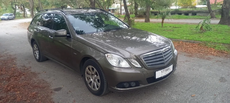 Mercedes-Benz E 350 T CDI AUTO, снимка 2 - Автомобили и джипове - 47460199