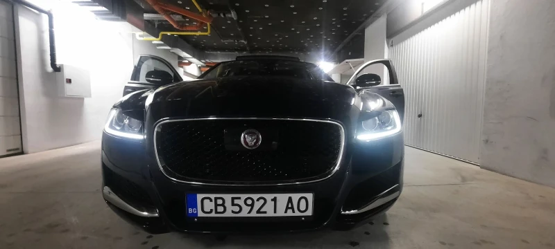 Jaguar Xf PORTFOLIO LOW KM 76900 км пълна история с Jaquar, снимка 1 - Автомобили и джипове - 48258326