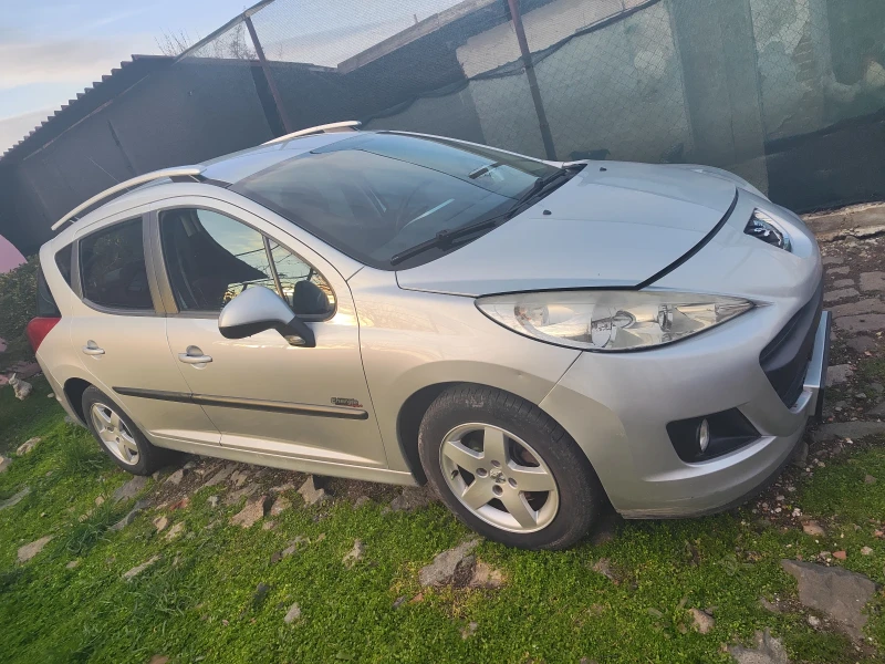 Peugeot 207 Комби , снимка 12 - Автомобили и джипове - 48956842