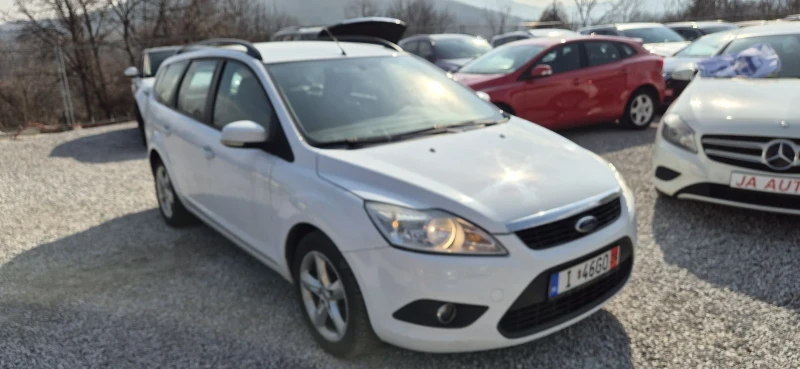 Ford Focus 2.0-145кс.КЛИМА, снимка 4 - Автомобили и джипове - 49297911