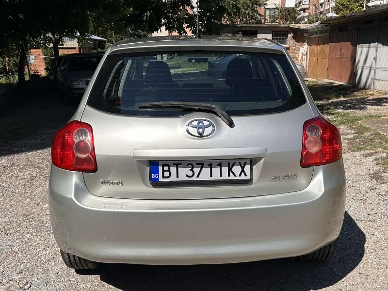 Toyota Auris 1.6, снимка 3 - Автомобили и джипове - 49462605