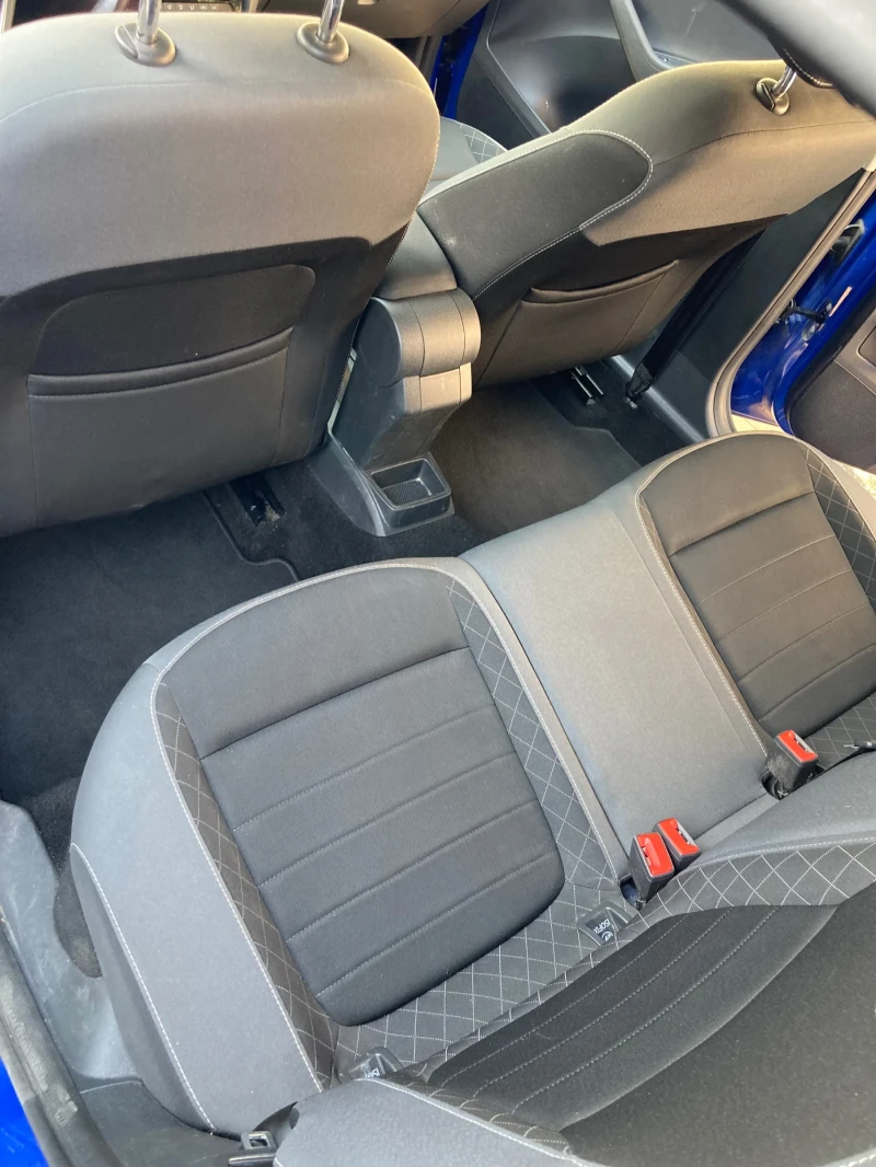 Skoda Fabia, снимка 9 - Автомобили и джипове - 52587395