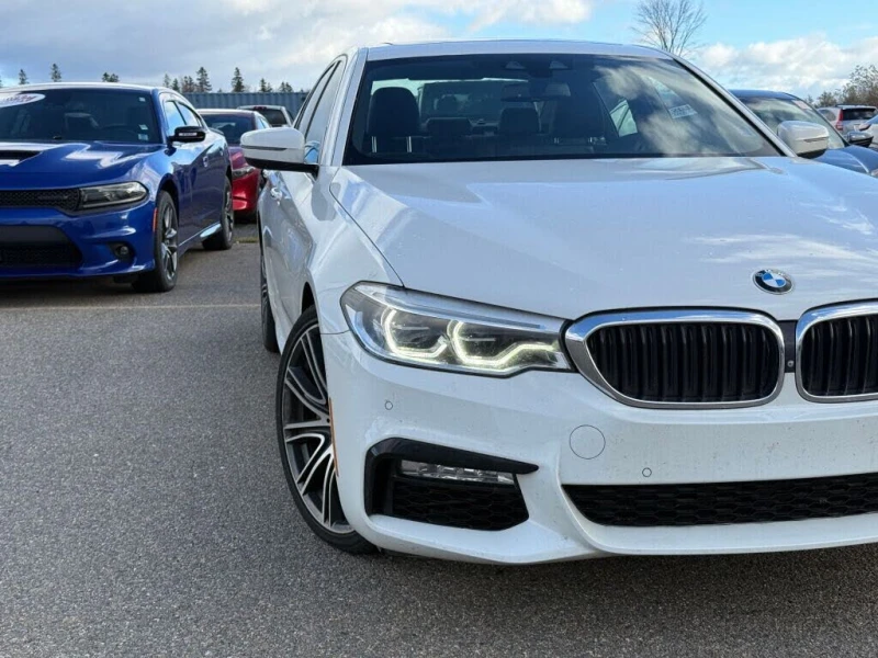 BMW 540 HEADUP* ПАМЕТ* ПАНОРАМА* ПЕРА* HARMAN* , снимка 2 - Автомобили и джипове - 52501112