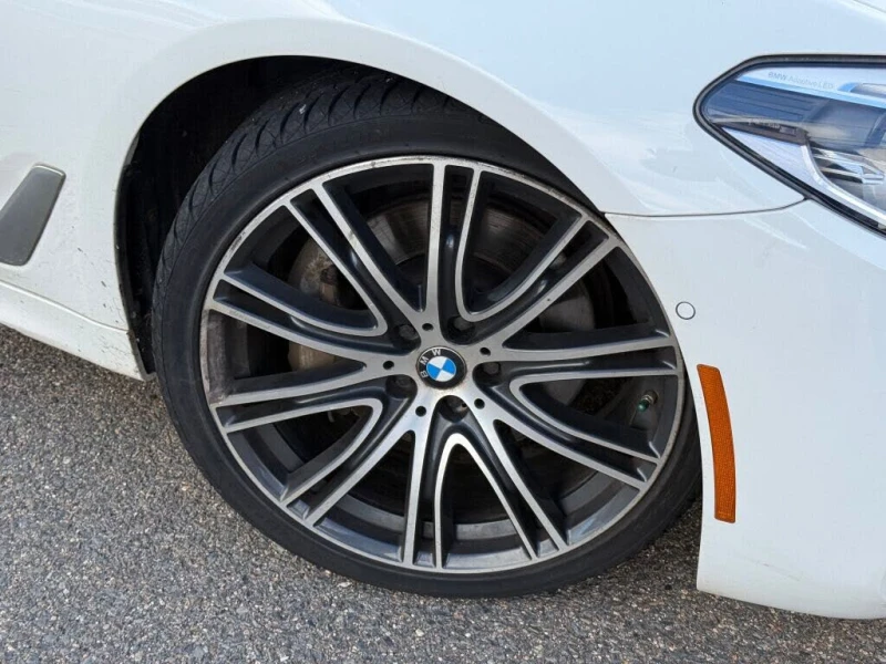 BMW 540 HEADUP* ПАМЕТ* ПАНОРАМА* ПЕРА* HARMAN* , снимка 4 - Автомобили и джипове - 52501112