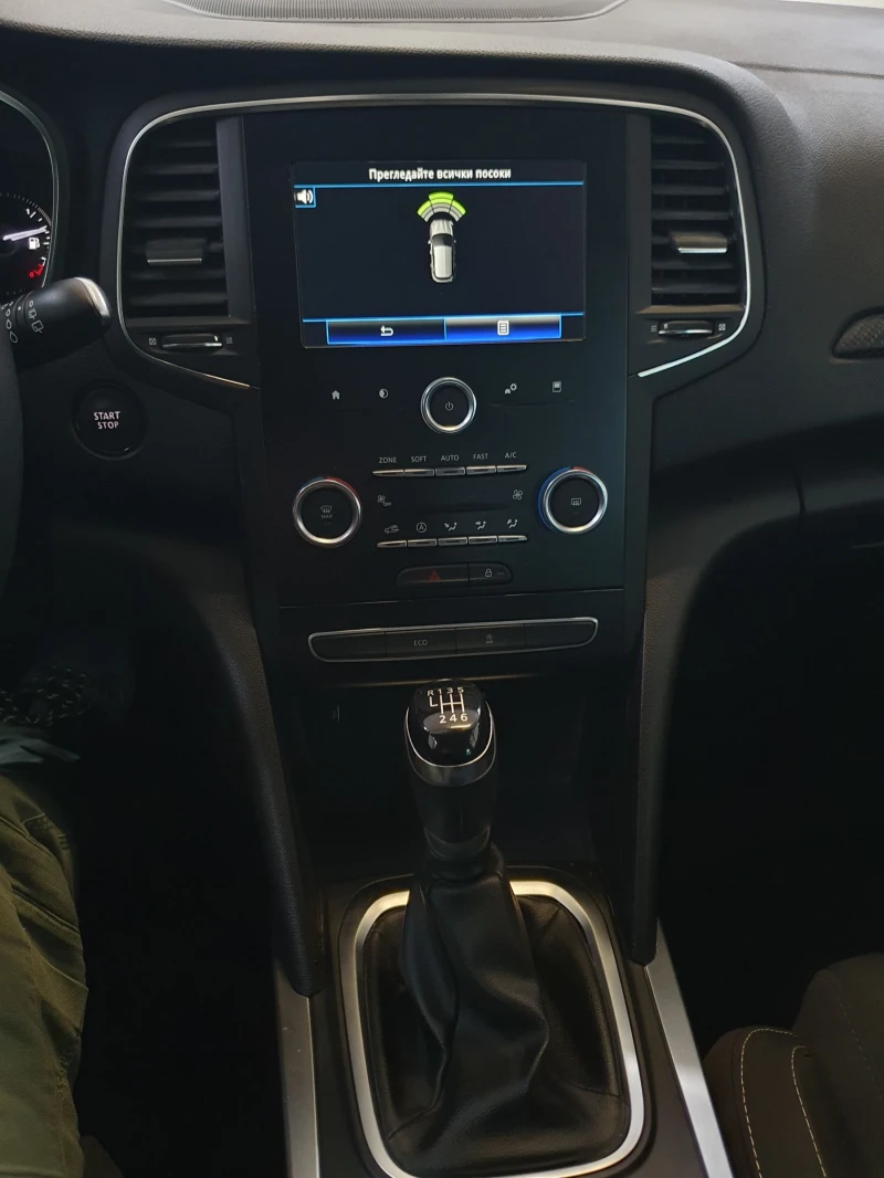 Renault Megane, снимка 7 - Автомобили и джипове - 52592014