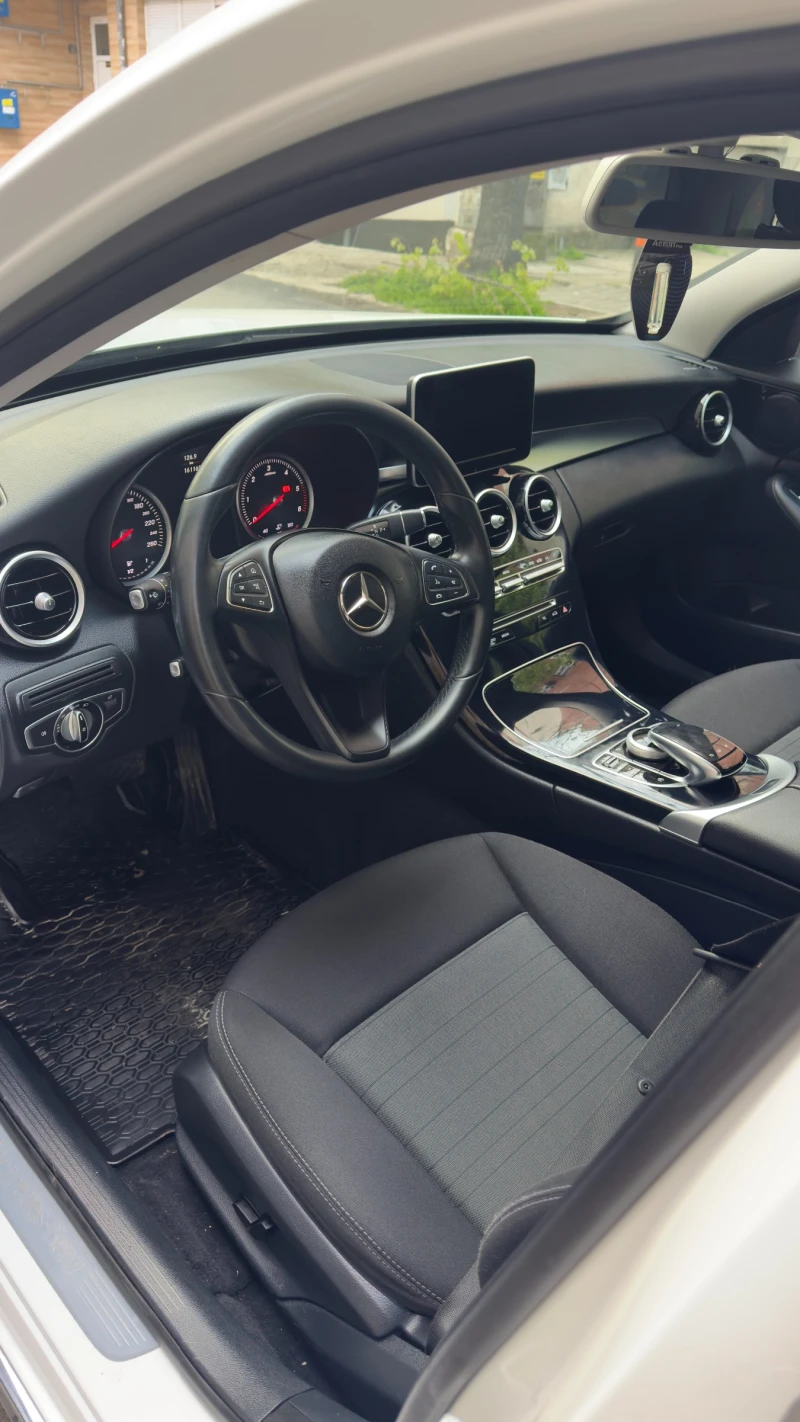 Mercedes-Benz C 180, снимка 5 - Автомобили и джипове - 53120020
