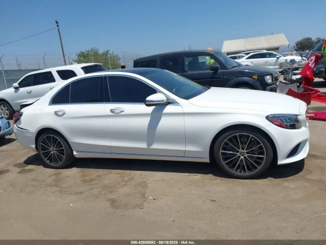 Mercedes-Benz C 300  - изображение 8