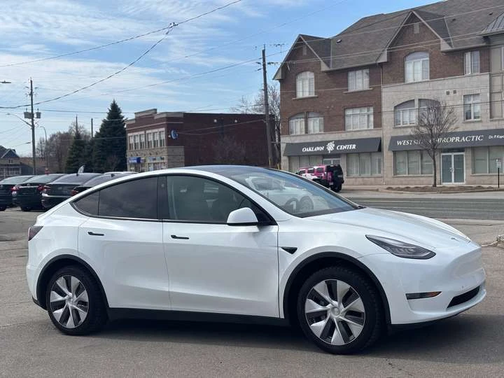 Tesla Model Y Standard Range, снимка 2 - Автомобили и джипове - 54228525