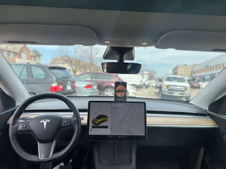 Tesla Model Y Standard Range, снимка 7 - Автомобили и джипове - 54228525