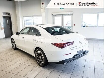 Mercedes-Benz CLA 250 4MATIC* AвтоКредит * (ЦЕНА ДО БГ), снимка 9 - Автомобили и джипове - 54416713