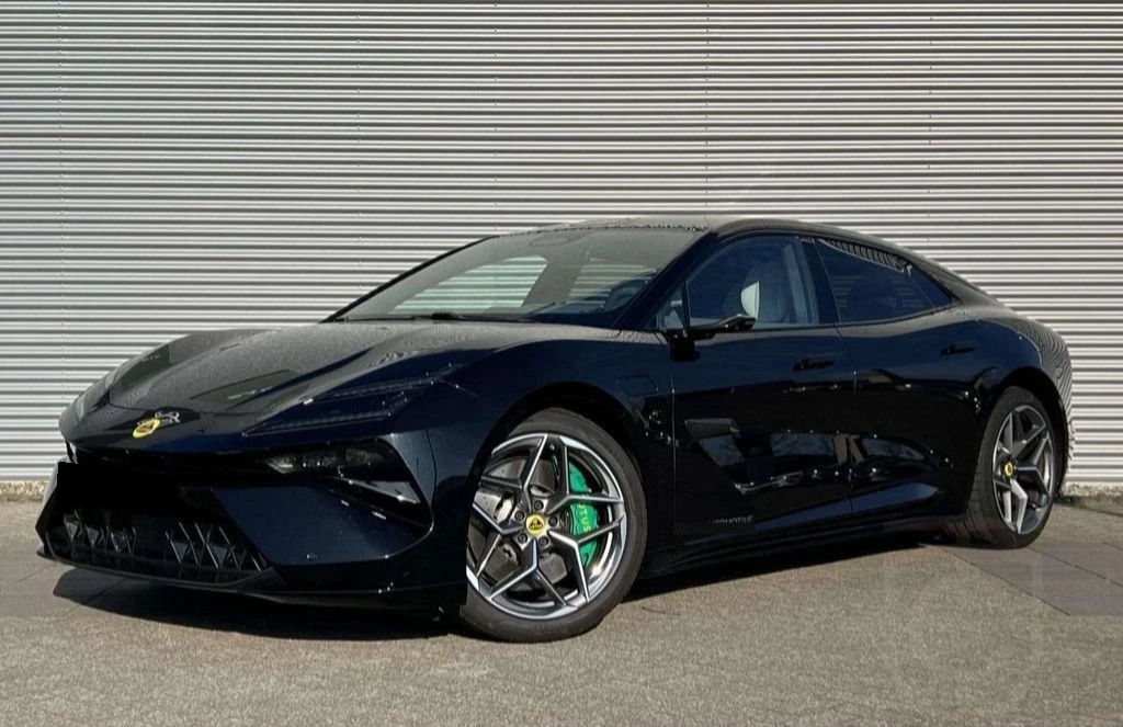 Lotus Eletre Emaya, снимка 1