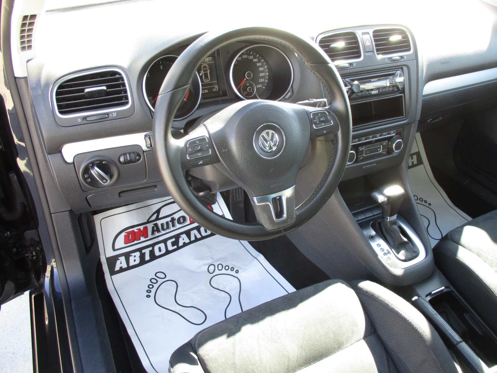 VW Golf 2.0TDI/140кс./АВТОМАТИК/КАТО НОВА/ - изображение 10