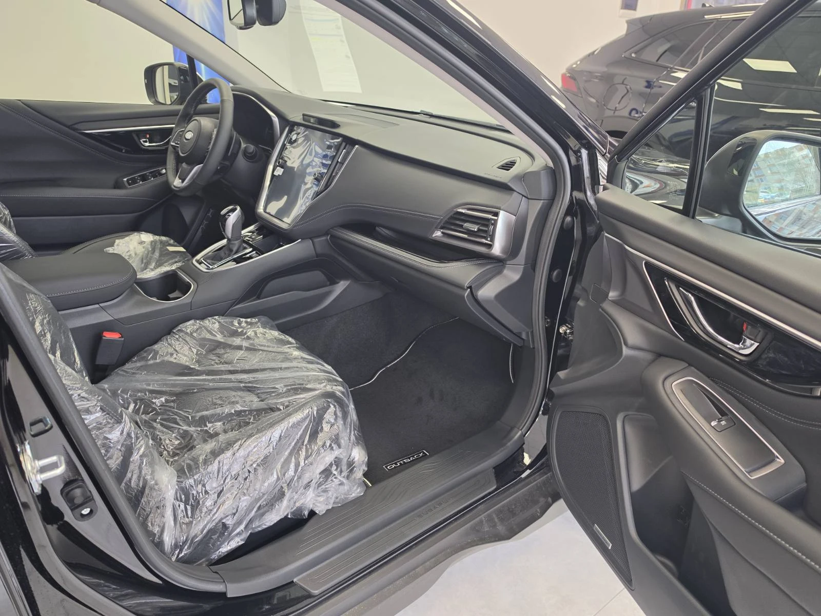 Subaru Outback 2.5i Premium, снимка 8 - Автомобили и джипове - 50782060