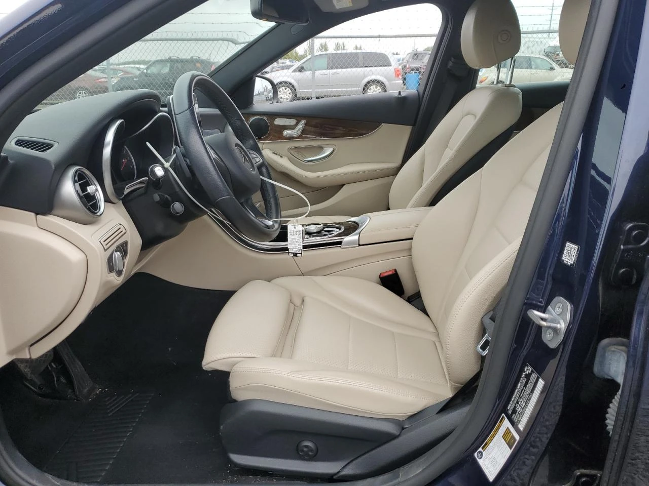 Mercedes-Benz C 300 4MATIC - изображение 7