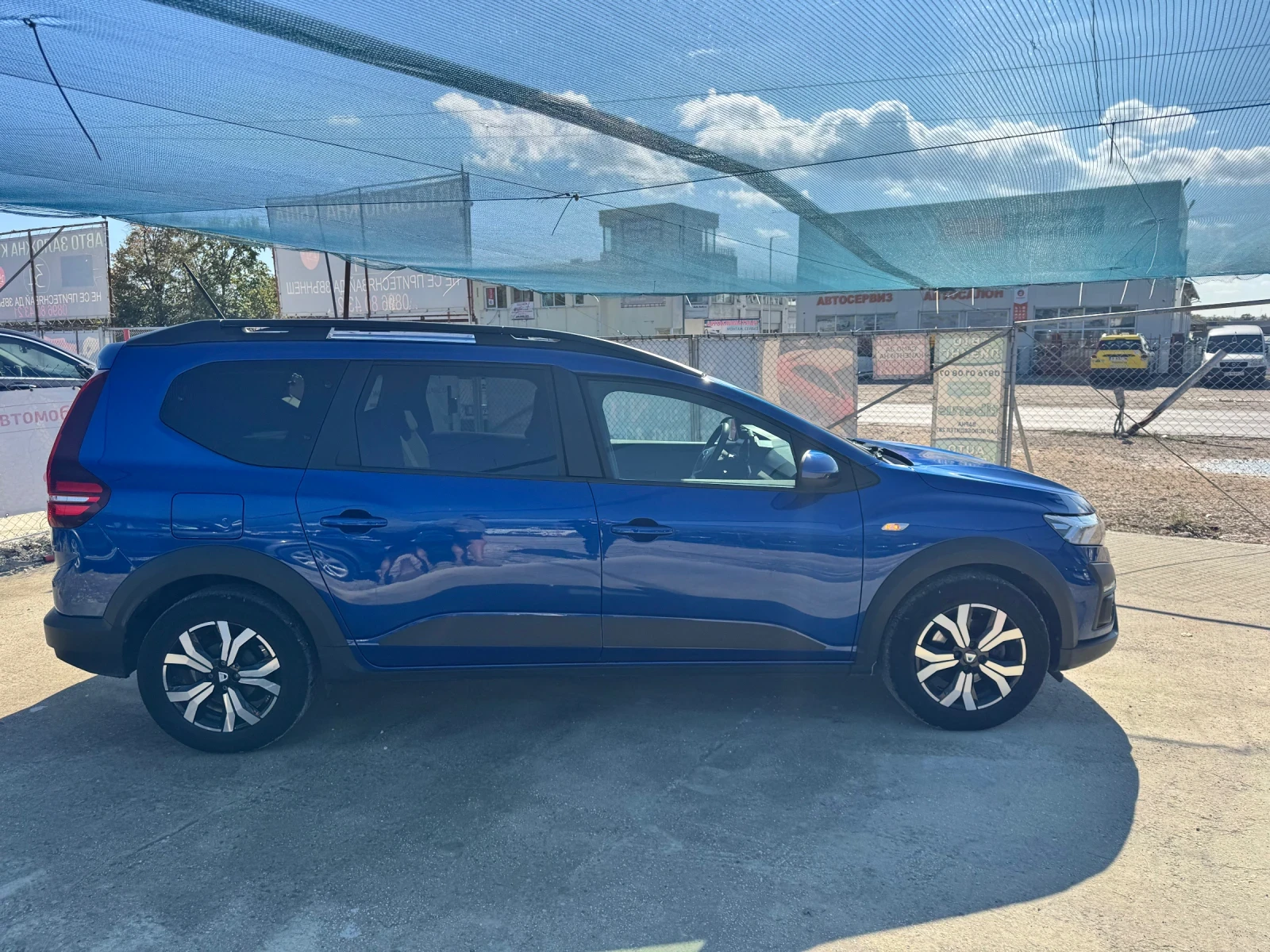 Dacia Jogger Benzin/gaz 6+ 1 гаранционен - изображение 8
