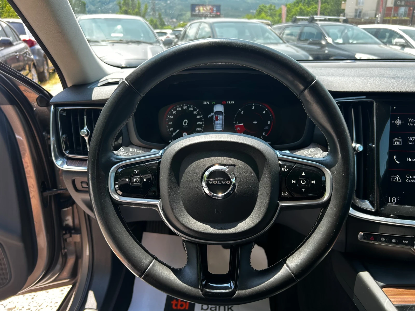 Volvo V60 2.0, снимка 9 - Автомобили и джипове - 53198775