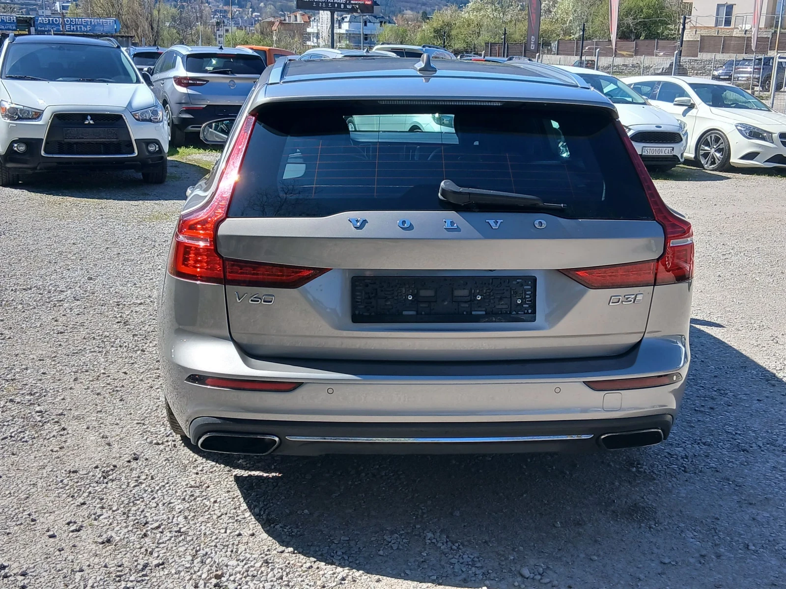 Volvo V60 2.0, снимка 4 - Автомобили и джипове - 53198775