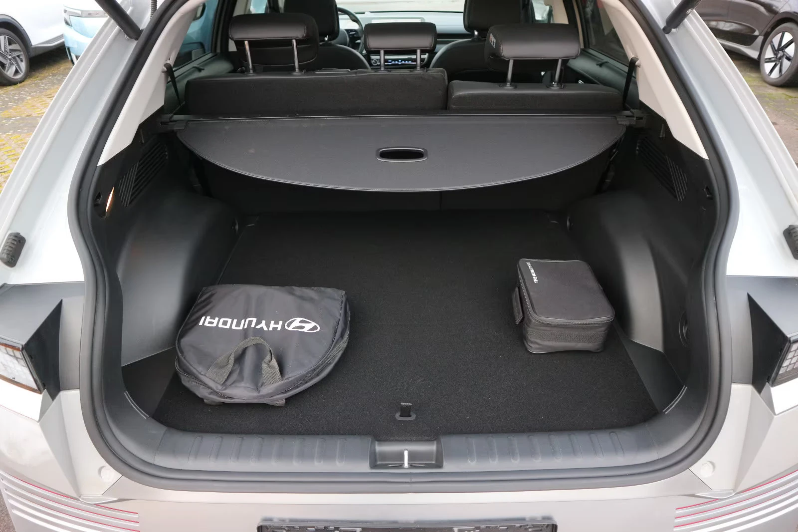 Hyundai Ioniq 5 UNIQ/325HP/4WD/PANO/360/MEMO/HUD/LED/CPLAY/719g | Mobile.bg � ����������� 15