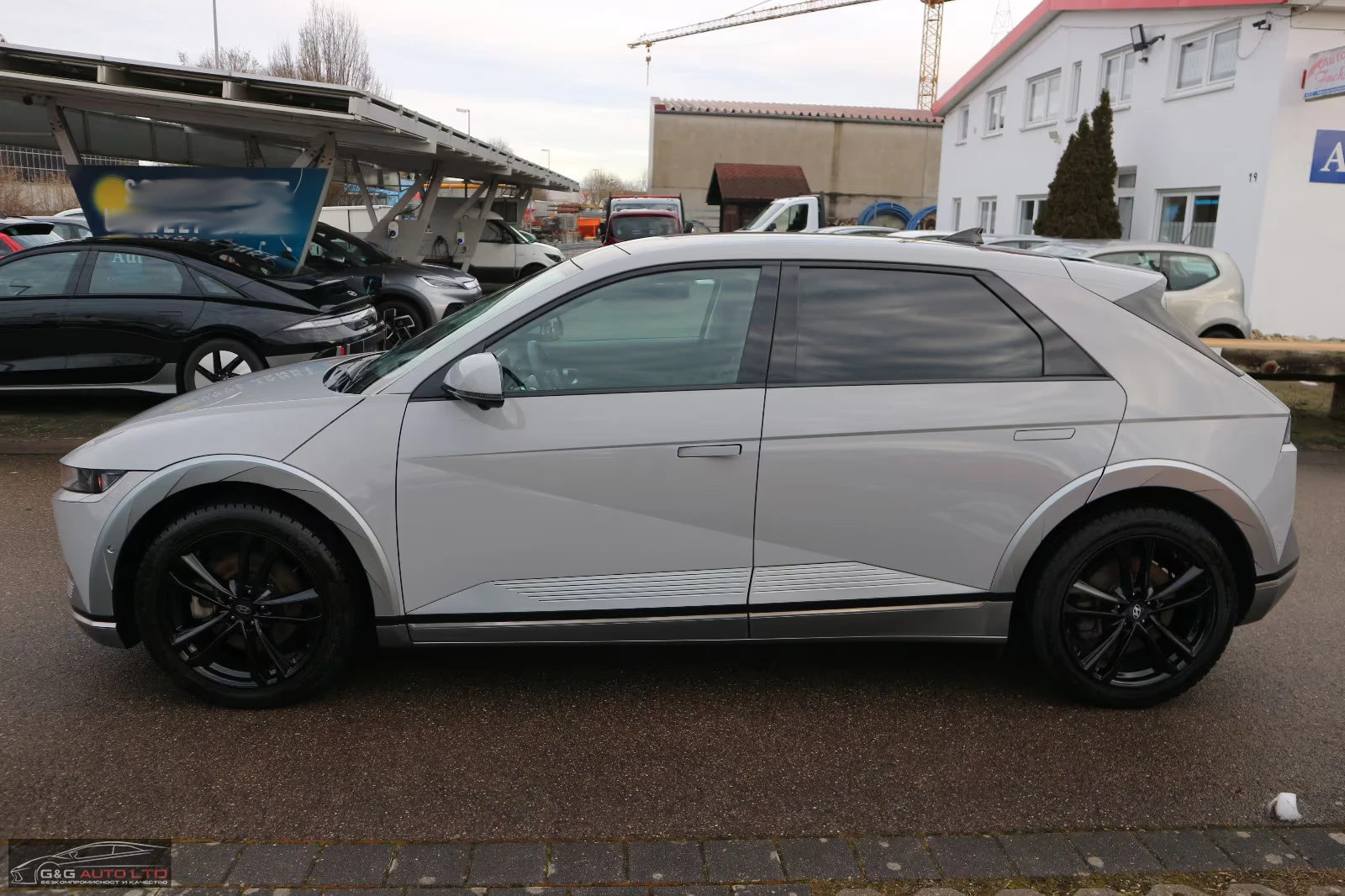 Hyundai Ioniq 5 UNIQ/325HP/4WD/PANO/360/MEMO/HUD/LED/CPLAY/719g - изображение 2