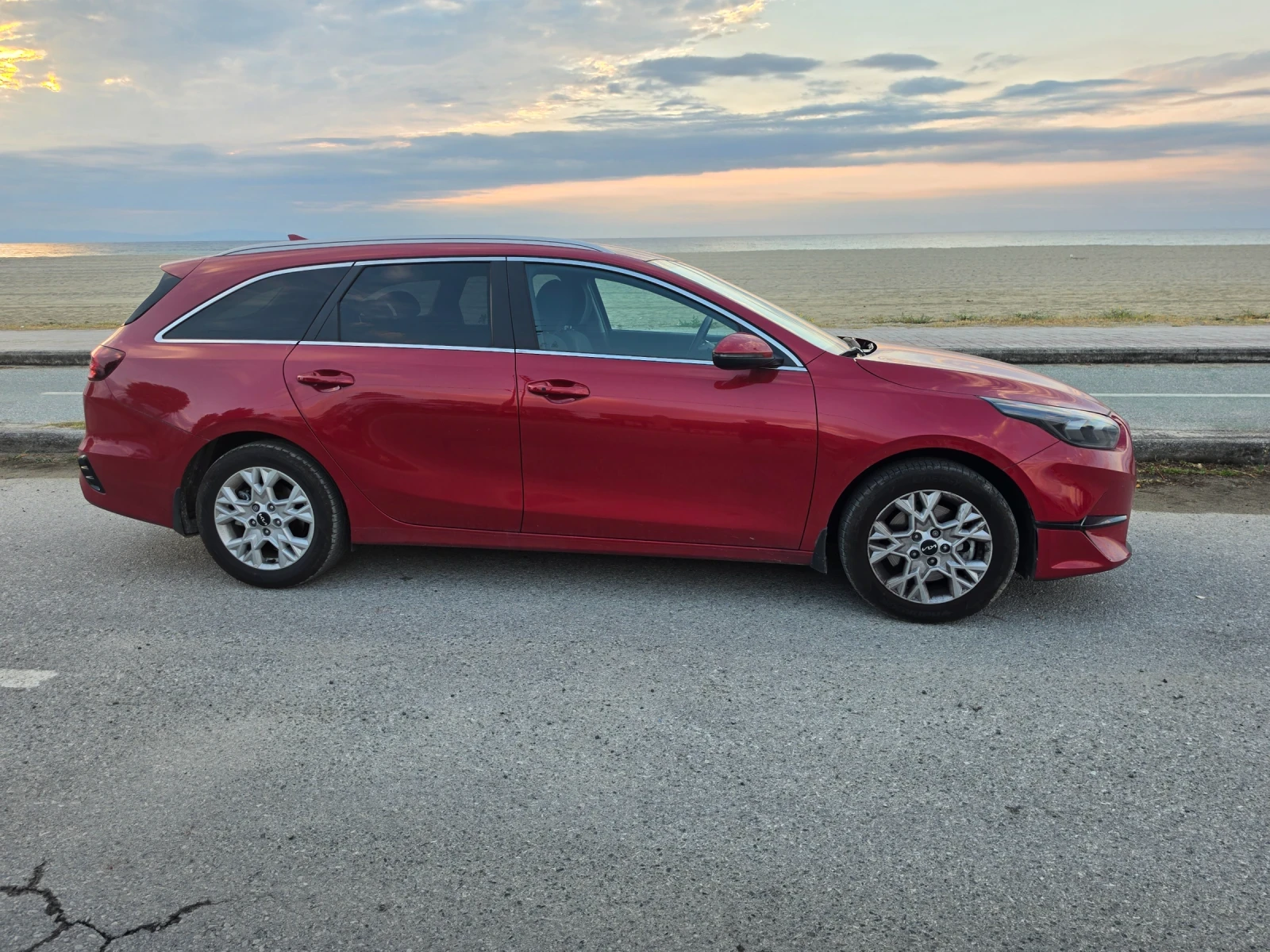Kia Ceed Executive SW benzin | Mobile.bg � ����������� 8