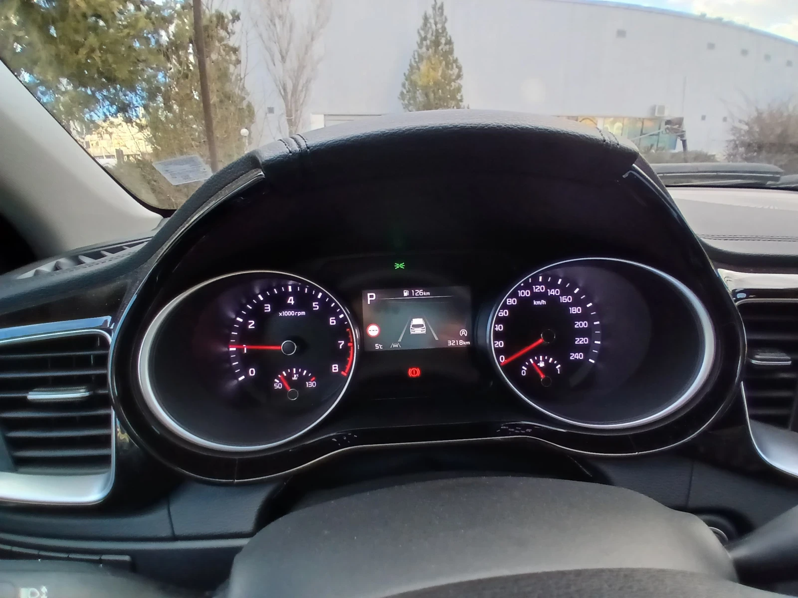 Kia Ceed Executive benzin, снимка 10 - Автомобили и джипове - 53613834