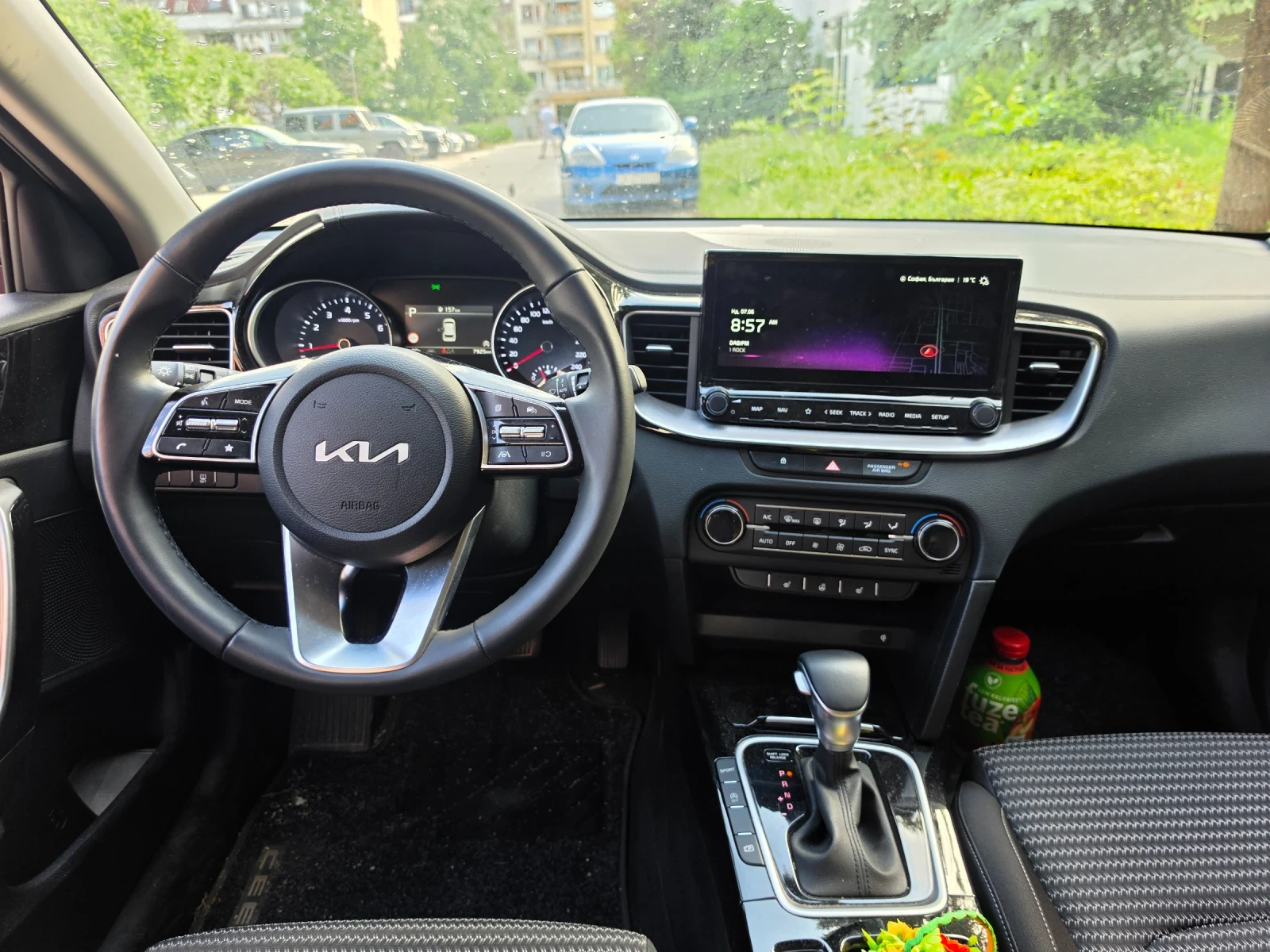 Kia Ceed Executive benzin, снимка 9 - Автомобили и джипове - 53613834