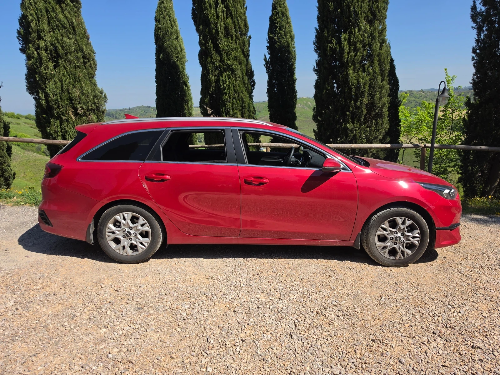 Kia Ceed Executive benzin, снимка 4 - Автомобили и джипове - 53613834