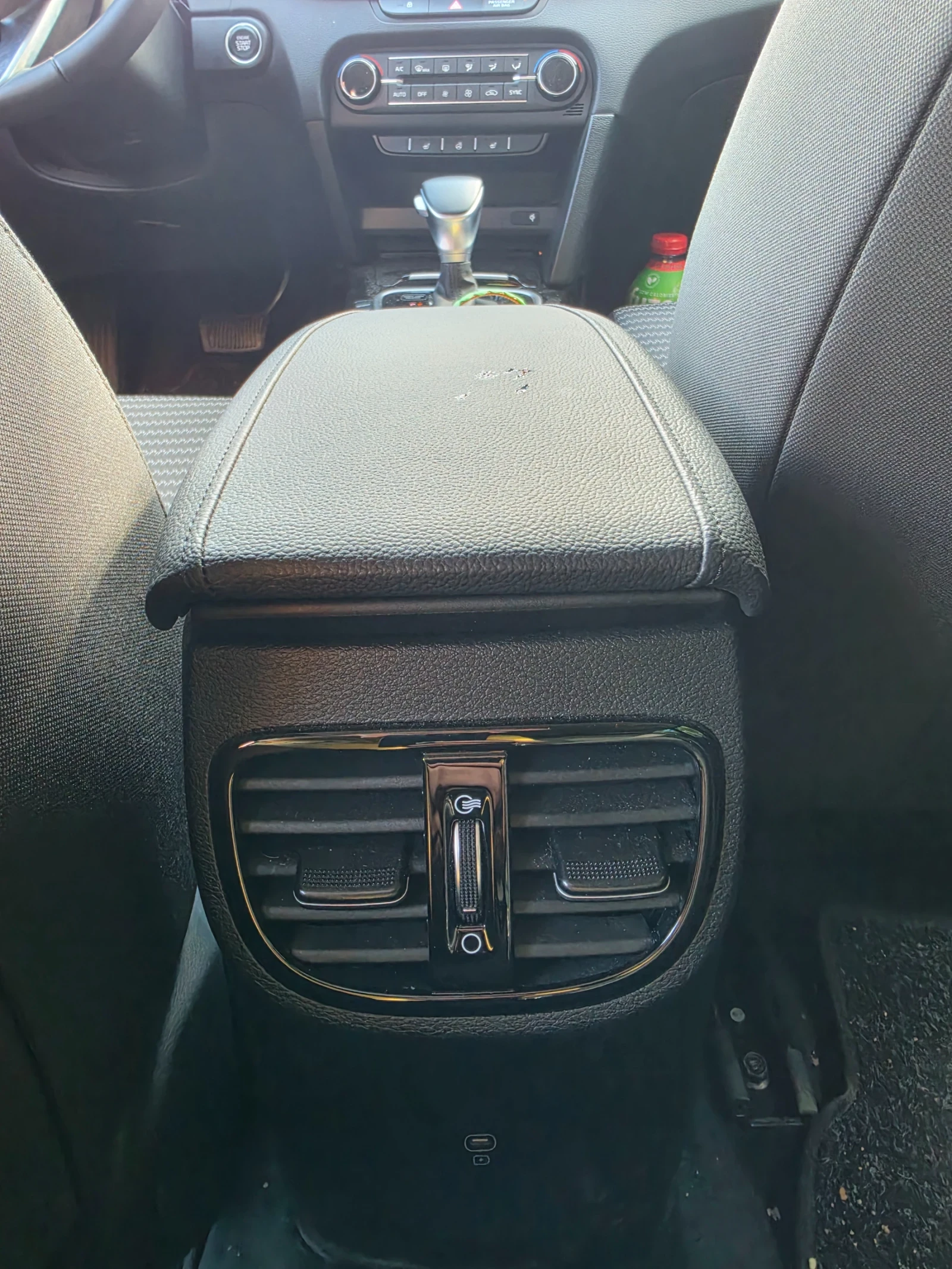 Kia Ceed Executive benzin, снимка 16 - Автомобили и джипове - 53613834