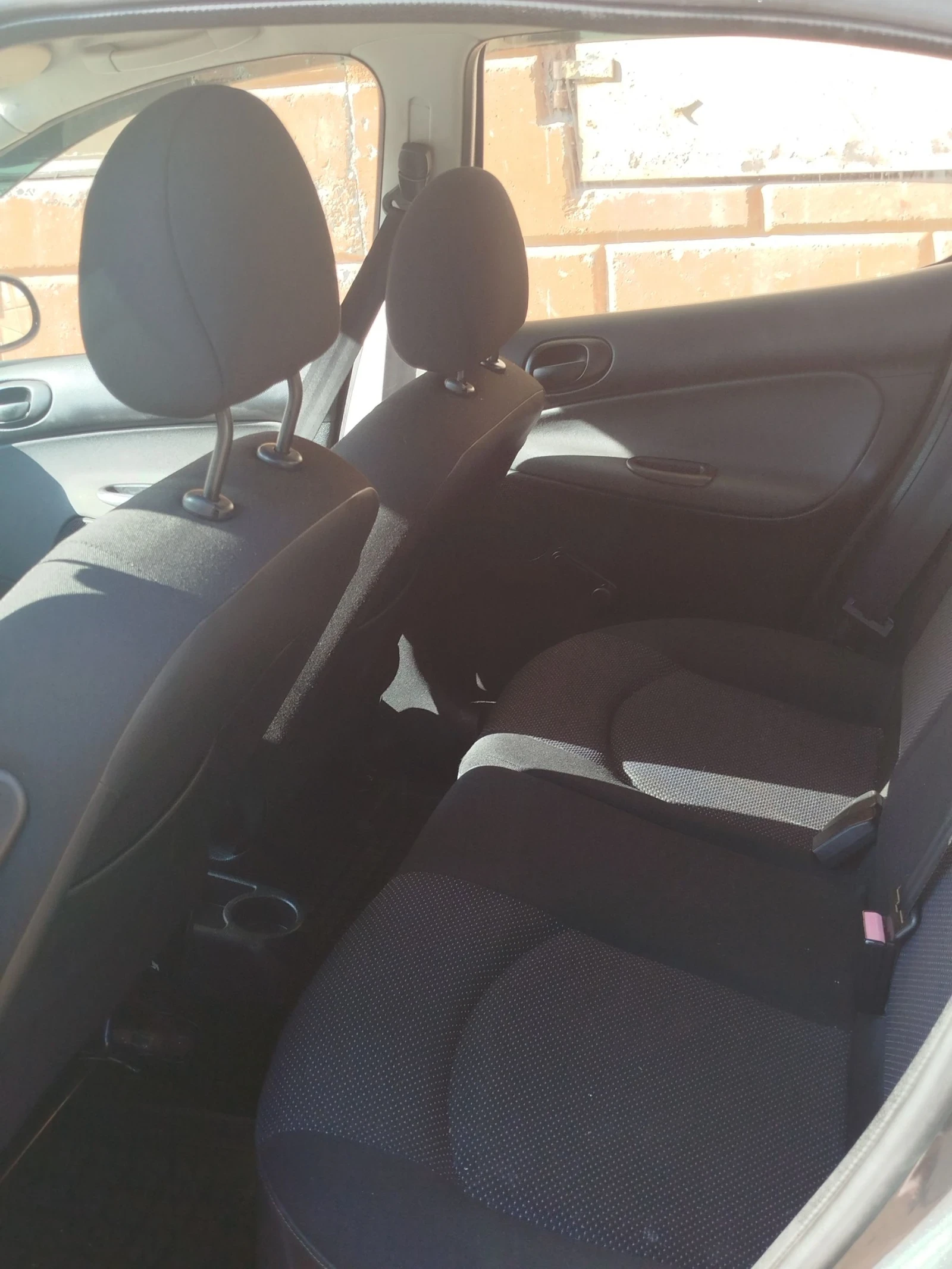 Peugeot 206 Лек, снимка 11 - Автомобили и джипове - 53837649