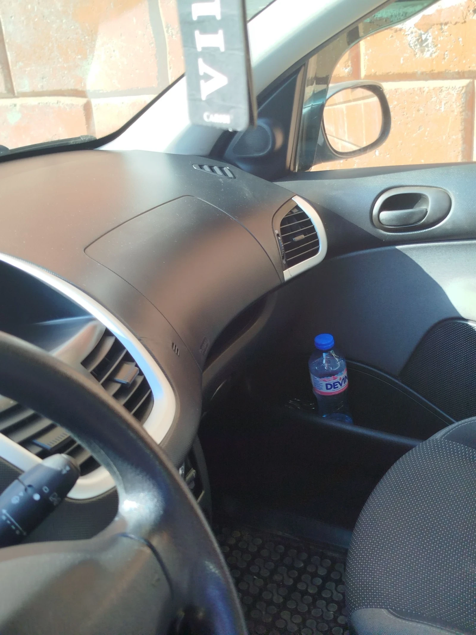 Peugeot 206 Лек, снимка 8 - Автомобили и джипове - 53837649