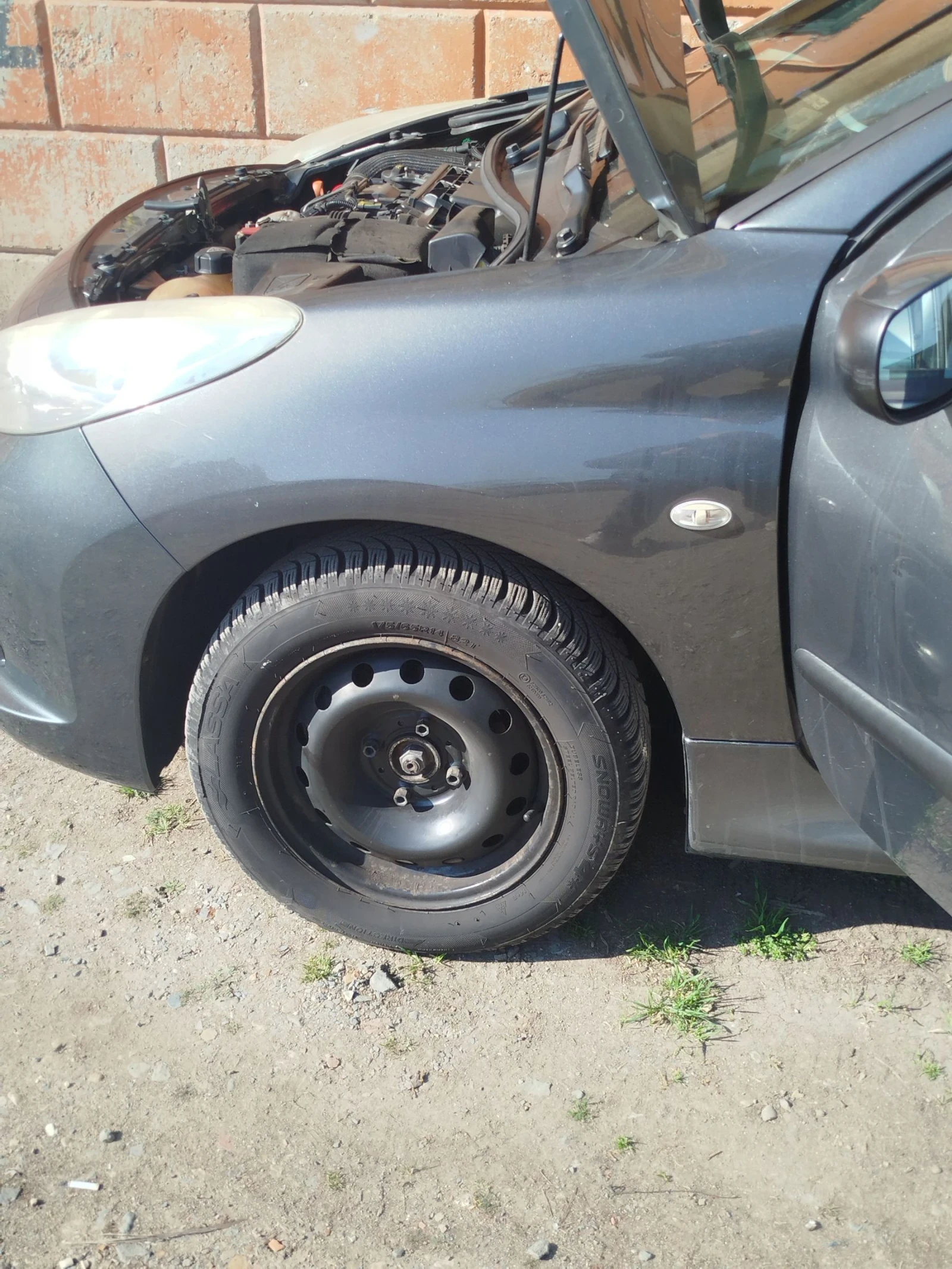 Peugeot 206 Лек, снимка 2 - Автомобили и джипове - 53837649