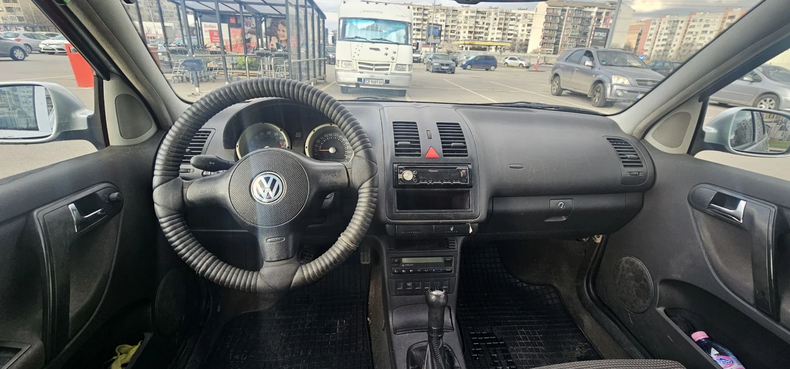 VW Polo, снимка 4 - Автомобили и джипове - 54236772