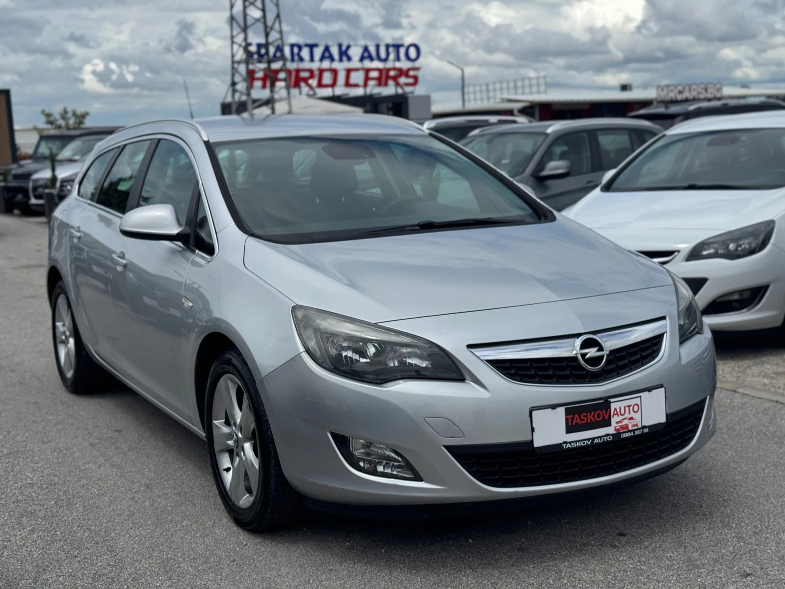 Opel Astra 2.0D    2012 Automatic, снимка 3 - Автомобили и джипове - 54417246
