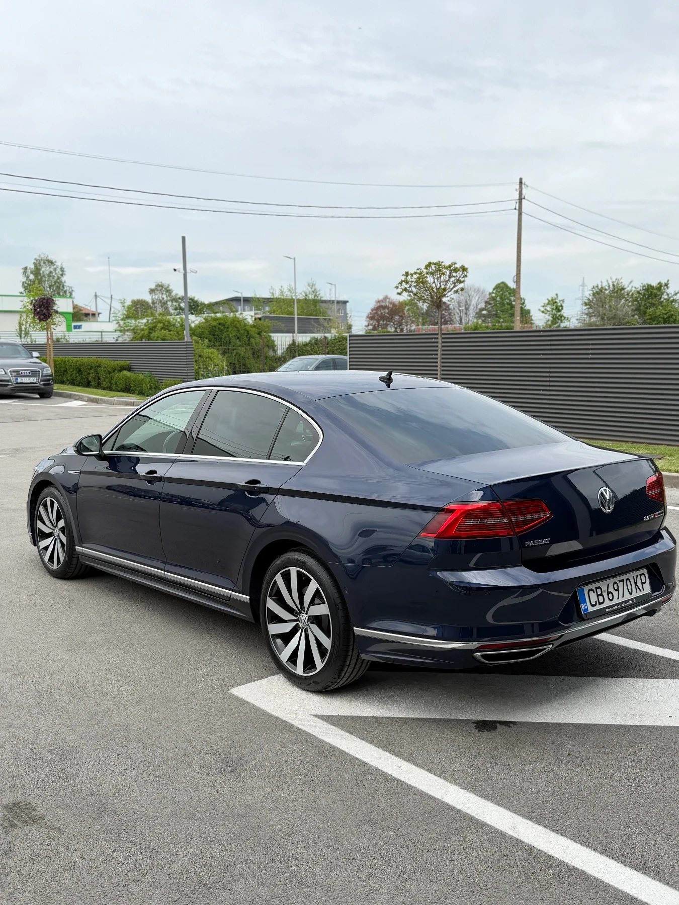 VW Passat 2.0 TDI 190 к.с. 4Motion R-Line DSG, снимка 5 - Автомобили и джипове - 54455369