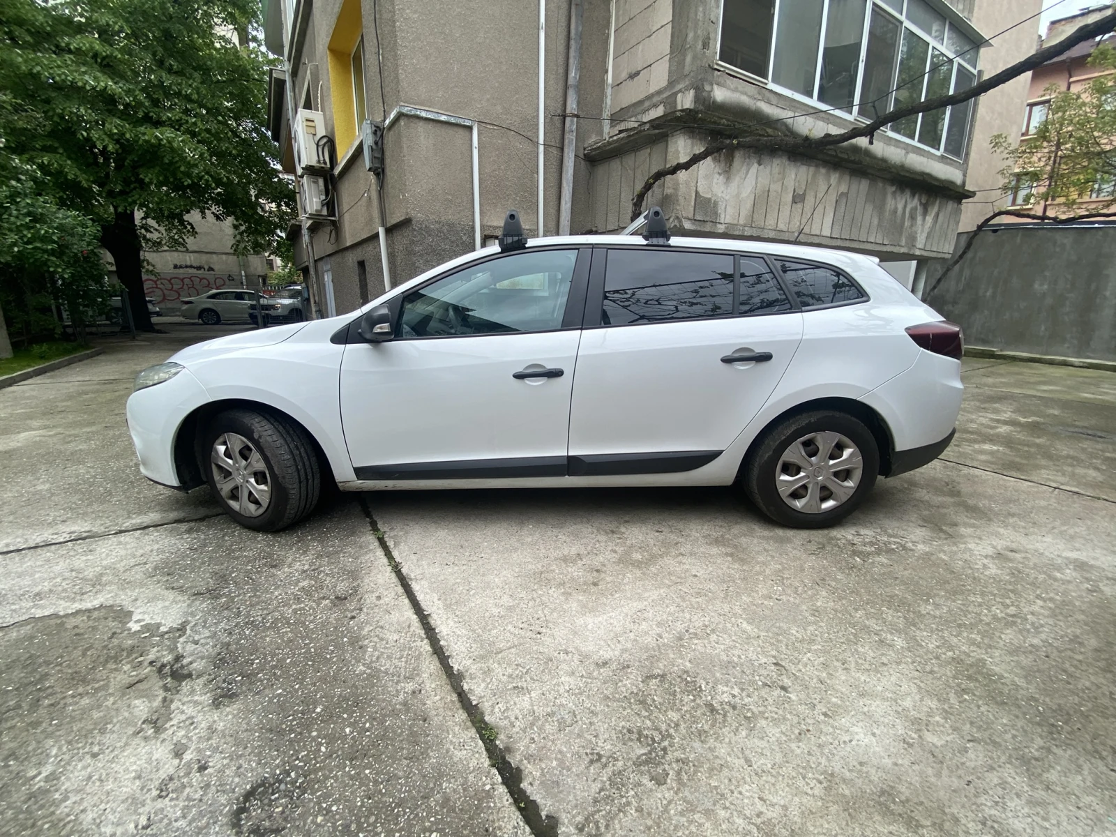 Renault Megane комби, снимка 5 - Автомобили и джипове - 54516274
